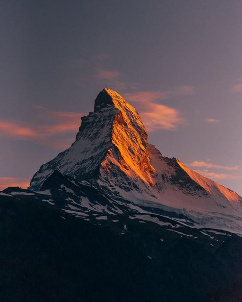 Travel And Adventure, Beautiful Landscape Photography, Fine Art Landscape Photography, Photographer Inspiration, Sky Landscape, Adventure Photography, Zermatt, Beautiful Sky, Mountain Landscape