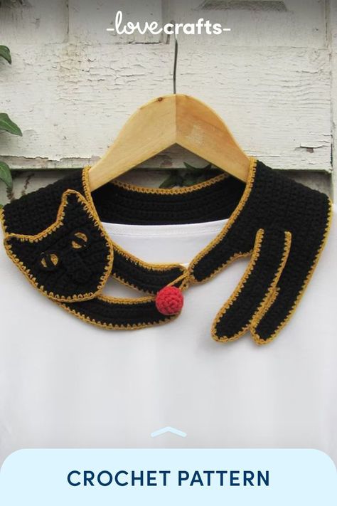 Transform your wardrobe into a catwalk with this irresistible cat collar crochet project - perfect for adding a funky touch to your fashion statements..#crochetpattern #crochetlove #handmadecrochet #crochetaddict #crochetinspiration #crochetdesign #crochetersofpinterest #crochetcommunity #crochetproject #crochetfun Patchwork, Couture, Cat Collar Pattern, Collar Crochet Pattern, Gato Crochet, Crochet Bottoms, Crochet Collar, Fashion Statements, Single Crochet Stitch