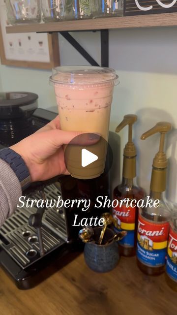 Jess | The Coffee RN on Instagram: "✨Strawberry Shortcake Latte✨  I used: @nespressousa Double Espresso Chiaro pod @torani Shortbread syrup Milk of your choice Ice  For the Strawberry Cold Foam: @torani Strawberry syrup Heavy Cream Whole Milk  #espresso #icedlatte #coffeeoftheday #coffeeinsta #coffeereels #coffeerecipes #aesthetic" Iced Coffee Recipe Torani, Strawberry Shortcake Coffee, Strawberry Syrup Drinks, Strawberry Coffee Recipes, Strawberry Torani Syrup Recipes, Flavored Syrup Drink Recipes, Torani Strawberry Syrup Recipes, Summer Latte Flavors, Starbucks Espresso Drinks Recipes