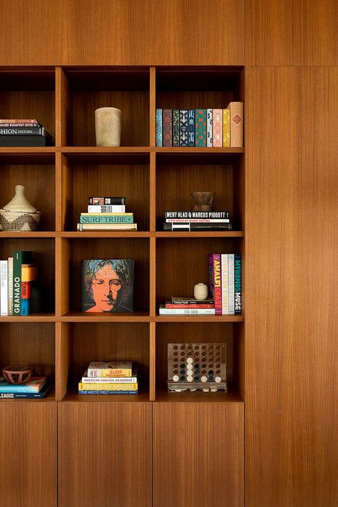 Custom Bookshelf, Oak Bookshelves, Custom Bookshelves, Library Living Room, Room Bookshelf, Jackson Wy, Bookshelves In Living Room, Modern Bookshelf, Shelving Design