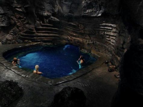 Mako Island, Mermaid Cave, Cave Pool, Moon Pool, Mermaid Pool, Mermaid Moon, H2o Mermaids, Mako Mermaids, Mermaid Aesthetic