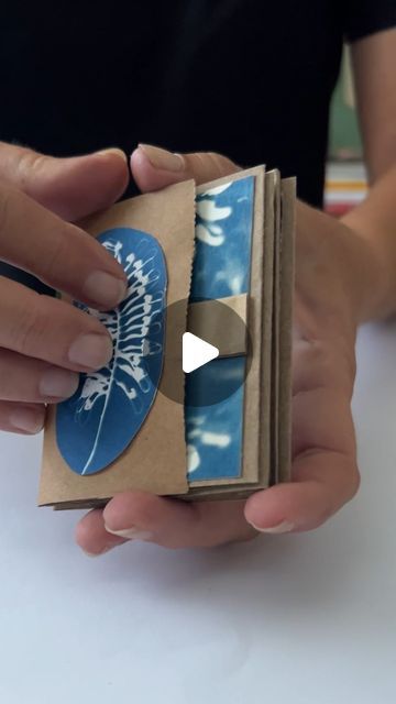 Tracy on Instagram: "A little concertina style book made from a grocery store shopping bag and cyanotype scraps #zerowaste  . . . . . #cyanotype #cianotipia #handmadebook #altprocess #recycle #reuse #ecoart #cyanotypeprints #printmaking #artistbook #concertinabook #accordianbook #ecocraft #sunprint #cyanomasters #macleayisland" Zine Book Ideas, Accordian Books Diy, Cyanotype Art Ideas, Concertina Book Ideas, Creative Booklet Design, Folded Paper Art, Reuse Paper Bags, Diy Cyanotype, Tampons Diy