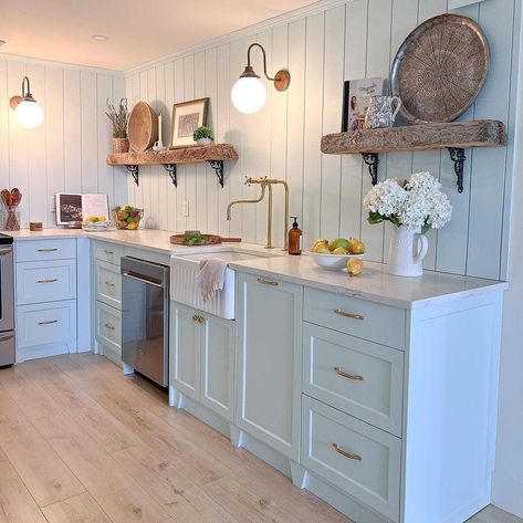 Metal backsplash kitchen