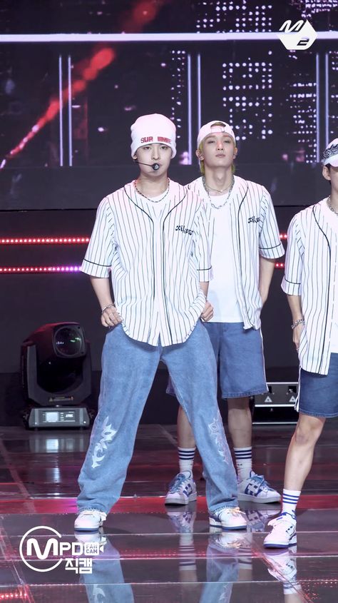 xikers yechan 'koong' outfit Xikers Concert Outfit, Xikers Outfits Inspired, Xikers Tricky House Concept Photo, Yechan And Yujun Xikers, Xikers Group Photo 2023, Pop Concert Outfit, Xikers Kpop Memes, Kpop Concert Outfit, Concert Fits