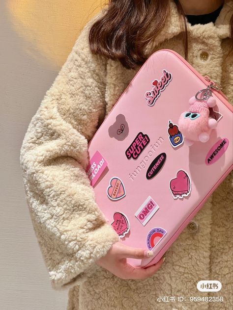 Tas Laptop, Cute Ipad Cases, Laptop Cooling Pad, Kawaii School Supplies, Cooling Pad, Produk Apple, Girly Phone Cases, Kawaii Phone Case, Pretty Iphone Cases