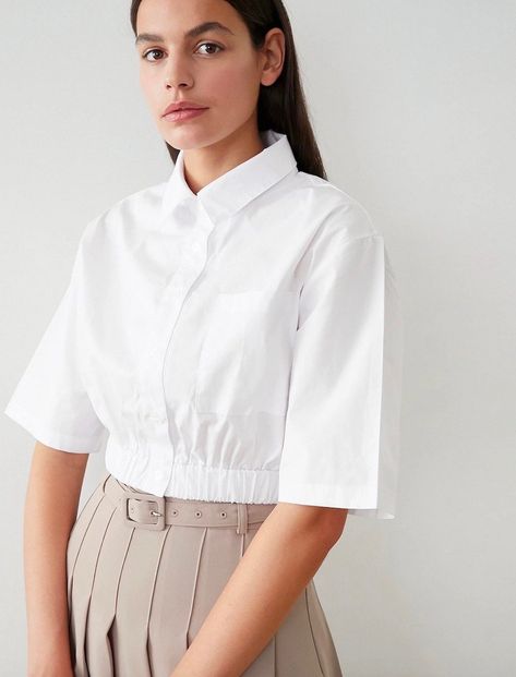 Short-Sleeve Shirts for Summer 2020 – theFashionSpot Cropped White Shirt, Pixie Market, Fashion Tops Blouse, Poplin Shirt, White Shirts, Trendy Tops, Fashion Tops, White Linen, High Waisted Pants