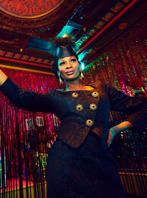 What The Rising Interest In Ballroom Culture Really Means For QTPOC?+#refinery29uk Ballroom Culture, Vogue 90s, House Ballroom, Ballroom Scene, Paris Is Burning, Great Comet Of 1812, The Great Comet, Art Foundation, Drama Theatre