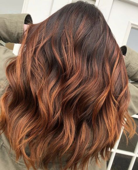 Chocolate Copper Balayage, Auburn Highlights In Brown Hair, Highlights In Brown Hair, Copper Balayage Brunette, Balayage Hair Copper, Red Balayage Hair, Cowboy Copper, Auburn Highlights, Copper Balayage