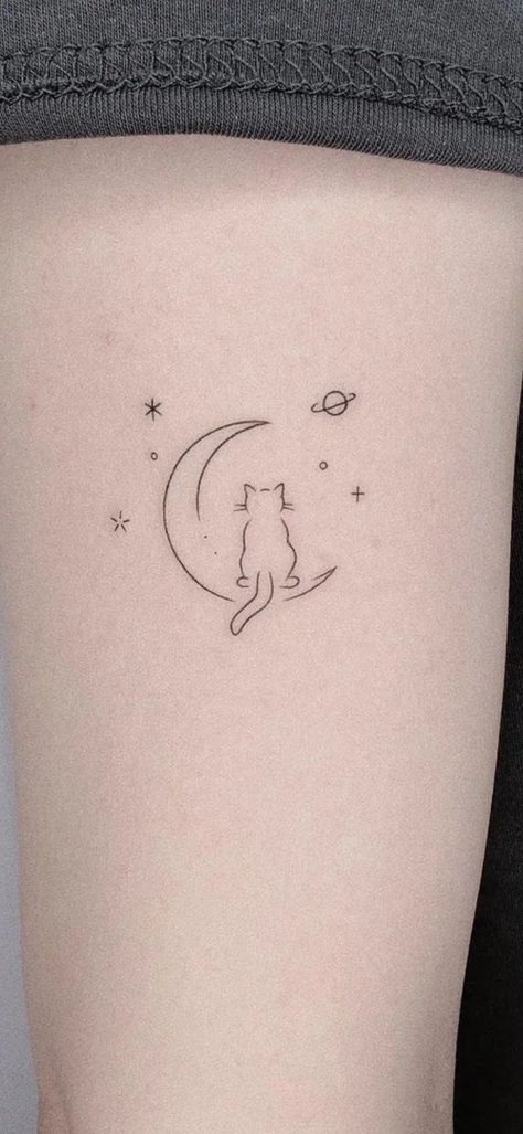 Minimalistic Cat Tattoo Ideas, Cat Moon Stars Tattoo, Minimalist Cat Tattoo Simple, Cat And Moon Tattoo Simple, Tattoos For My Cat, Cat With Stars Tattoo, Cat Stars Tattoo, Playful Cat Tattoo, Mom And Daughter Cat Tattoos