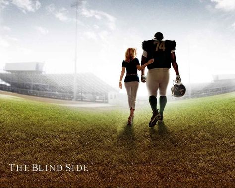 great movie The Blind Side Movie, Blind Side Movie, Newborn Photo Pose, Michael Oher, Blind Side, The Theory Of Everything, The Blind Side, Movies Worth Watching, Sports Movie