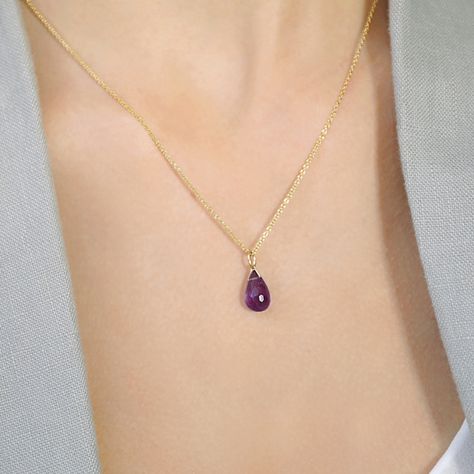 Purple Gold Jewelry, Purple Necklace Aesthetic, Purple Jewelry Necklace, Amethyst Jewelry Necklace, Purple Stone Necklace, Necklace With Stone, Purple Pendant Necklace, Rose Gold Jewellery, 17th Anniversary