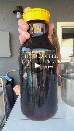 Iced Coffee Concentrate, Canning Kitchen, Breakfast Recipies, Preserving Foods, Recipes Drinks, Money Saving Methods, Coffee Concentrate, Frugal Mom, Flavored Coffee