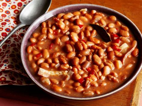 Big Recipes, Pinto Beans Recipe, Crowd Food, Kardea Brown, Ranch Recipes, Peach Bourbon, Ree Drummond Recipes, Slow Cooker Baked Beans, Pinto Bean Recipes