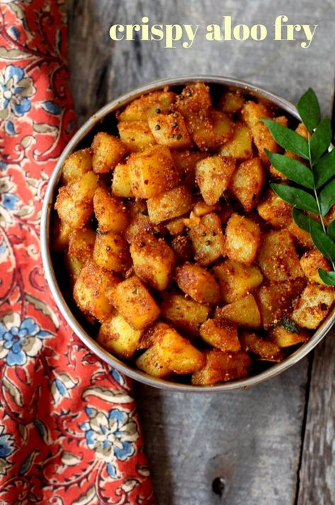 Aloo fry recipe, indian style easy, quick, crispy potato fry made with less oil. One of the best aloo fry recipes that makes a great side dish with rice and dal or sambar #aloofry #aloofryrecipe #indianrecipes #indianfood #indianveganrecipes #potatoes Freeze French Fries, Indian Food Vegan, French Fries Recipes, Indian Potato Recipes, Vegetarian Indian Food, Aloo Fry, Fries Recipes, Fried Potatoes Recipe, Lunch Recipes Indian