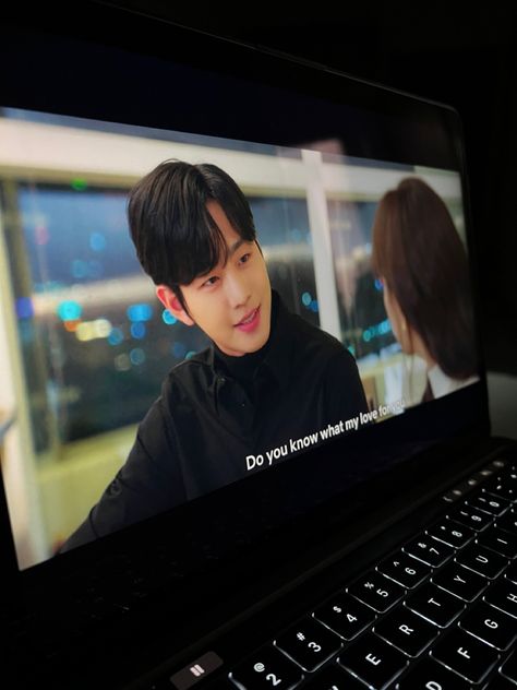 K Drama Watching In Laptop, Kdrama In Laptop, Netflix Aesthetic Laptop Night, Fiance Cake, Watching Kdrama Aesthetic, Watching Drama On Laptop, Movie Night Photography, Christmas Drama, Bts V Gif