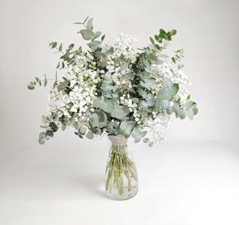 Eucalyptus Centerpiece, Rehearsal Dinner Decorations, Eucalyptus Bouquet, Baby Shower Flowers, Eucalyptus Wedding, Shower Centerpieces, בר מצווה, Wedding Deco, Wedding Shower