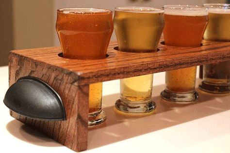 fits small snifters as well Beer Flight Holder, Beer Flight Tray, Beer Flight Paddle, Beer Sampler, Beer Crafts, Beer Flight, Beer Holders, Woodworking For Kids, Diy Bar