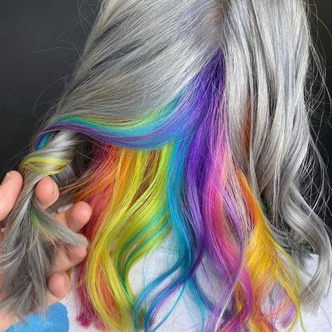 Pick A Boo Hair Color Ideas, Peekaboo Hair Colour, Pick A Boo Hair, Hair Colour Inspiration, Teal Highlights, E Girl Hair, Peekaboo Hair Colors, Highlighted Hair, Peekaboo Hair