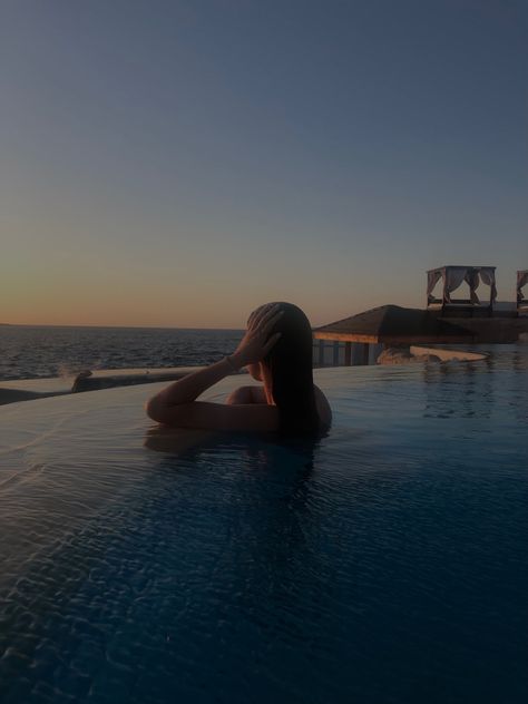 #summer #ocean #pool #sunset #aesthetic Pool Photoshoot Ideas Models, Swimming Aesthetic Pool, Infinity Pool Photoshoot, Infinity Pool Pictures Ideas, Infinity Pool Poses, No Face Pool Pictures, Poolside Aesthetic, Infinity Pool Pictures, Pool Sunset Aesthetic