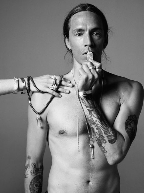 The Incubus singer joined forces with Ali Grace for a jewelry collection strong on heavy metal, Zen influence, and subtle finishes. Brandon Boyd Tattoo, Torso Man, Tiger Bracelet, Ali Grace, Tiger Jewelry, Brandon Boyd, Army Tattoos, Tattoos Pictures, Bruce Weber