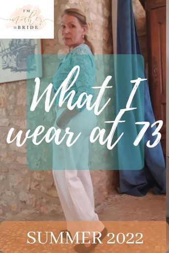 Summer Capsule Wardrobe 2022, Over 60 Fashion Classy, Capsule Wardrobe 2022, Gray Hair Pixie Cuts, Curly Bun, Hair Highlights And Lowlights, Gray Hair Growing Out, Grey Hair Styles For Women, Travel Essentials Men