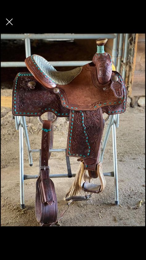 Rope Saddles, Western Horse Tack Turquoise, Barrel Racing Tack Sets, Barrel Racing Tack Rodeo, Bling Horse Tack, Buckskin Horse, Barrel Racing Saddles, Roping Saddles, Western Horse Saddles