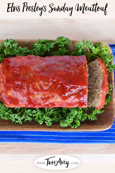 Elvis Presley’s Sunday Meatloaf - Make Elvis Presley’s Sunday Meatloaf, a recipe from the Presley Family Cookbook, and learn about the Jewish ancestry of Elvis and his mother. | ToriAvey.com #Elvis #meatloaf #dinner #TorisKitchen Presley Family, Celebrity Recipes, Sunday Recipes, Famous Recipe, How To Make Sandwich, Meatloaf Recipe, Family Cookbook, Food History, Family Cooking