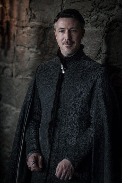 Littlefinger. Not long for this world! Lord Baelish, New Aquaman, Game Of Thrones Instagram, Game Of Thrones Episodes, Petyr Baelish, Game Of Thrones Series, Game Of Thrones Tv, Aidan Gillen, Gra O Tron