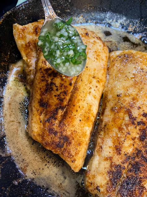 Red Snapper Pan Seared, Best Way To Cook Snapper, Pan Seared Fish Fillet, Pan Seared Fish Filets, Skin On Snapper Recipes, Pan Seared Snapper Fillet, Sauteed Snapper Fish Recipes, Red Snapper Recipes Pan Seared, How To Cook Snapper Fillets