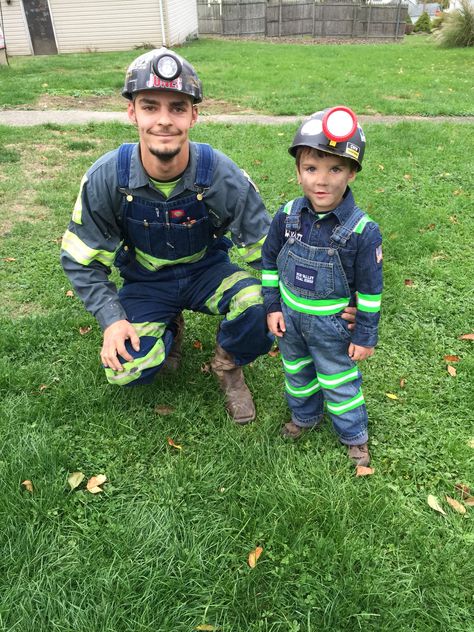 Coal miner Halloween costume Miner Halloween Costume, Miner Costume, Halloween Kids Costumes Girls, Carnaval Costume, Cheap Halloween Costumes, Great Halloween Costumes, Coal Miners, Halloween Express, Halloween Costumes Makeup