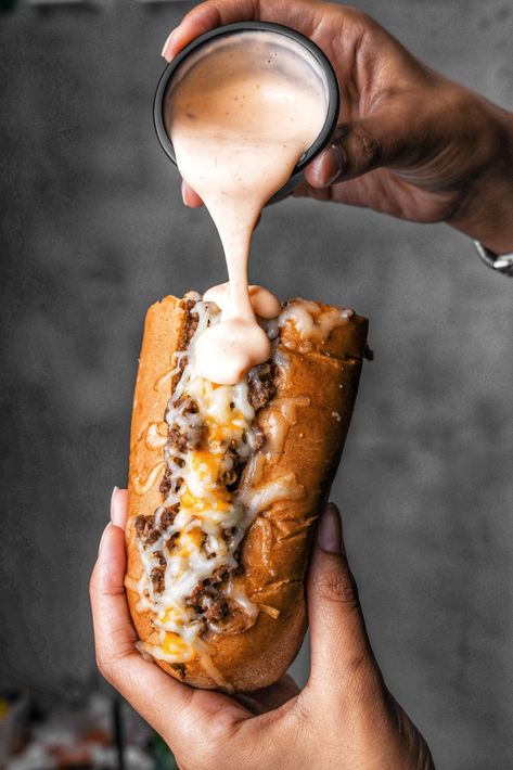 Steak Sandwich Photography, Burger Photoshoot Ideas, Fast Food Photoshoot, Burger Photography Ideas, Burger Photoshoot, Fillet Steak, Food Photoshoot, Restaurant Photography, Burger Restaurant