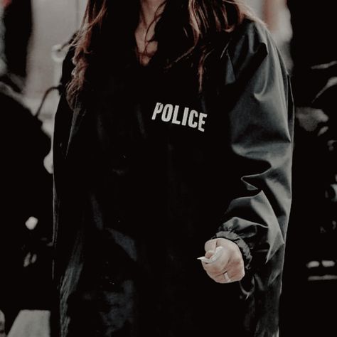 Detective Aesthetic, Badass Aesthetic, Alicia Vikander, Police Women, Fbi Agent, Jolie Photo, Character Aesthetic, The Villain, Dream Job