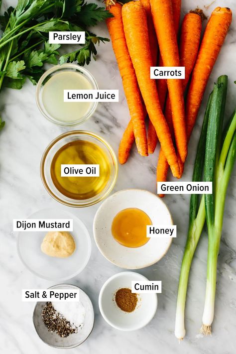 Herb Dressing Recipe, Lemon Dijon Vinaigrette, Turnip Salad, Grated Carrot Salad, Carrot Salad Recipes, Eating Carrots, Julienned Carrots, Dijon Vinaigrette, Simple Vinaigrette