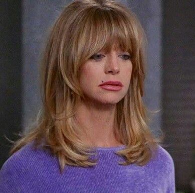 I love goldie hawn's hair here. 1996 first wives club Goldie Hawn Hair, Haircut Ideas For Long Hair, First Wives Club, Ideas For Long Hair, Hair Styles Color, Hair Color Pictures, Layered Hair With Bangs, Goldie Hawn, Color Pictures