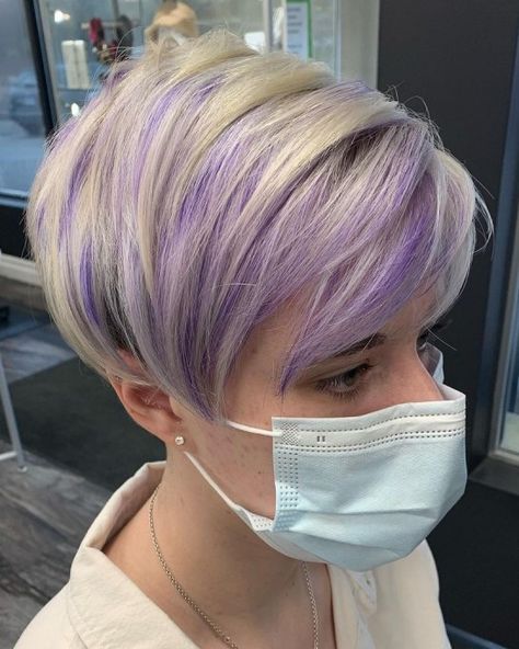 Grey Hair Highlights Lowlights Short Hairstyles, Silver Hair With Lilac Highlights, Hair Colour Ideas Purple, Short Grey Hair With Purple Highlights, Purple Hair Blonde Highlights, Lavender Hair Streak, Lavender Pixie Hair, Silver Hair With Purple Highlights, Grey Hair With Purple Highlights