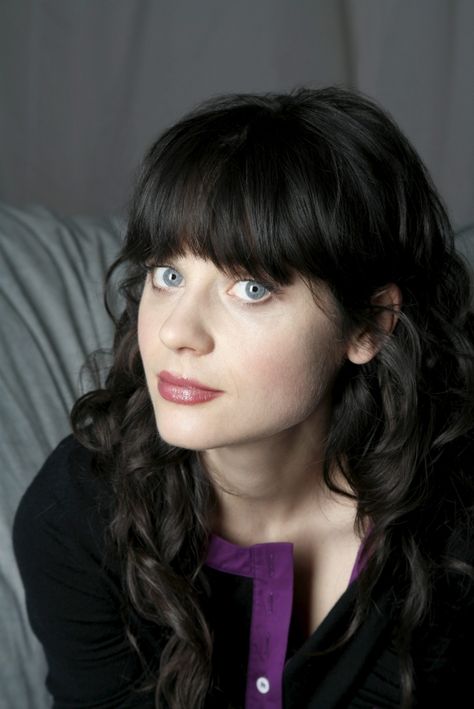 Zooey Deschanel Emily Deschanel, Gamine Style, Zooey Deschanel, Wishful Thinking, New Girl, Style Icon, American Actress, Blue Eyes, Cute Hairstyles