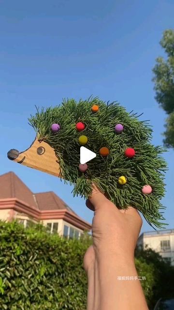 Creative Ideas on Instagram Preschool Crafts Activities, Diy Halloween Door Decorations, Preschool Craft Activities, Hedgehog Craft, Hand Art Kids, School Kids Crafts, Fall Arts And Crafts, Easy Paper Crafts Diy, Panda Art