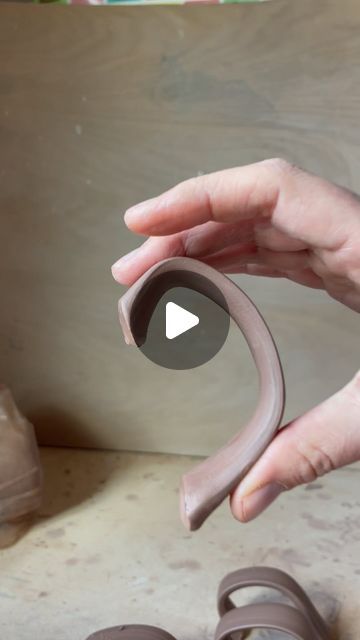 D Whigham Ceramics on Instagram: "The long awaited handle video!  Let me know if you have questions and I’m sorry my kiln is ticking in the background of the audio! . . . #dwhighamceramics #pulledhandle #ceramichandle #howtovideo #handmademug #wheelthrownceramics #howitsmade #ceramicstutorial"