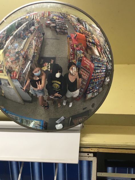 Photos Round Mirror, Circle Mirror Fisheye, Gas Station Mirror Pic, Circle Mirror Pics, Bubble Mirror, Circle Mirrors, Mirror Drawings, Mirror Photography, Future Vision