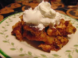 Apple Betty Recipe, Apple Betty, Apple Brown Betty, Fruit Desert, Rustic Dessert, Brown Betty, Old Fashion, Baked Apples, Slice Of Bread