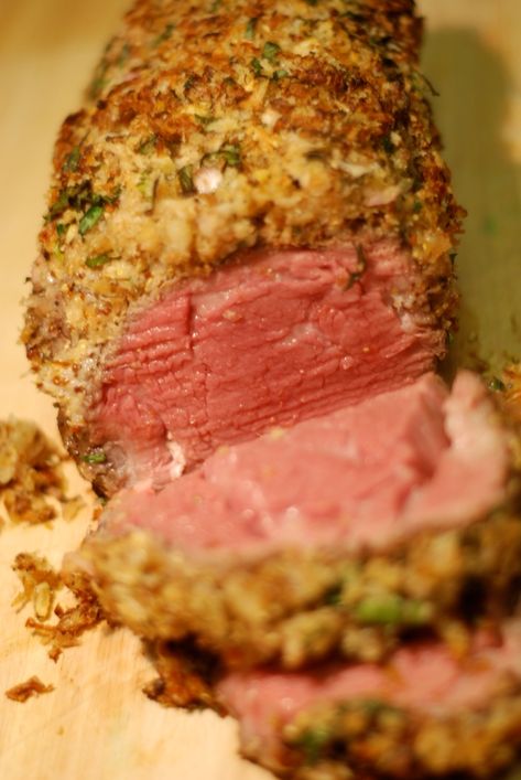 Crusted Beef Tenderloin, Tenderloin Recipes, Where's The Beef, Beef Tenderloin, Beef Dinner, Beef Dishes, Meat Dishes, Main Meals, Main Dish Recipes