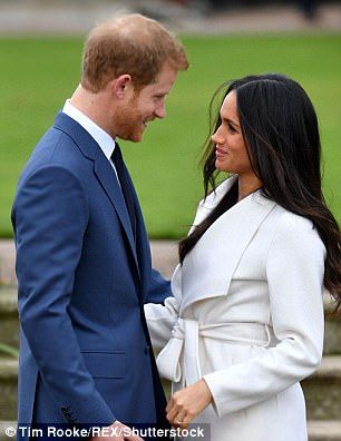 Reporters asked him: 'When did you know she was the one?' and he replied: 'From the very first time we met' Meghan Markle Engagement, Harry And Megan Markle, Estilo Meghan Markle, Engagement Hair, Princ Harry, Meghan Markle Photos, Megan And Harry, Prinz Charles, Prins Harry