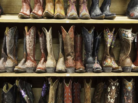 A complete guide to Austin, compiled by Conde Nast Traveler editors. Diy Cowboy Boots, Lines Of Latitude And Longitude, Visit Austin, Latitude And Longitude, India Map, Conde Nast Traveler, East Bay, Conde Nast, Large Canvas Prints