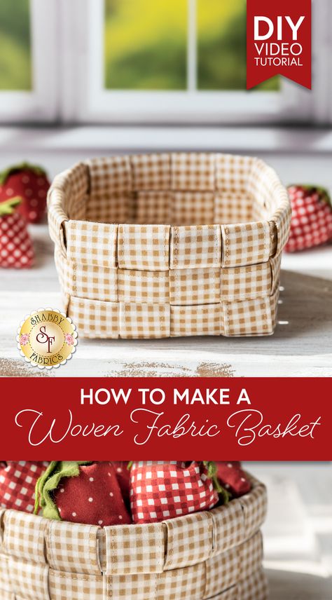 Woven Fabric Basket Tutorial, Fabric Berry Basket, Fabric Weave Basket, Diy Woven Fabric Basket, Strawberry Fabric Crafts, Diy Berry Basket, Woven Fabric Basket Free Pattern, Homemade Fruit Baskets Gift Ideas, Strawberry Baskets Crafts