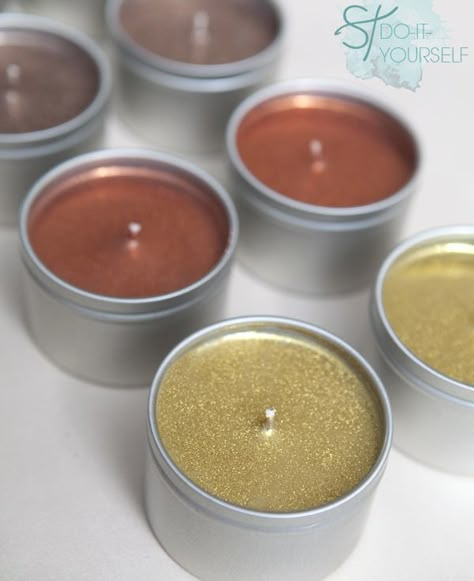 Glitter Wallpaper Iphone, Candle Making Ideas, Candle Tutorial, Diy Stocking Stuffers, Gifts For Your Boss, Soya Mumu, Diy Stockings, Candle Diy, Glitter Candles