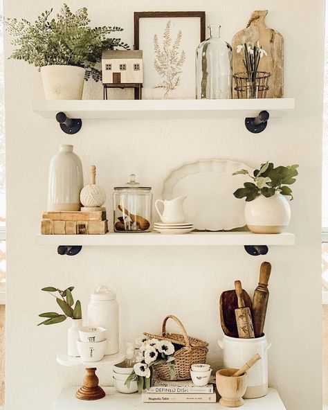 Decorated Kitchen Shelves, Spring Kitchen Shelf Decor, Farmhouse Kitchen Shelf Decor Ideas, Winter Shelves Decor, Easter Shelf Decor Ideas, Farmhouse Kitchen Shelves Decor, Display Shelf Ideas, Kitchen Display Shelves, Cottage Home Decor Ideas