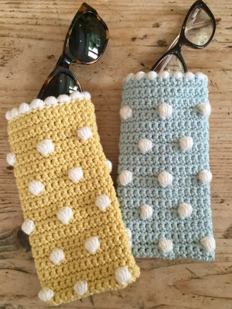 Crochet Sunglasses, Crochet Eyeglass Cases, Glass Cases, Beau Crochet, Crochet Phone Cases, Crocheted Bags, Crochet Mobile, Bags Sewing, Crochet Case