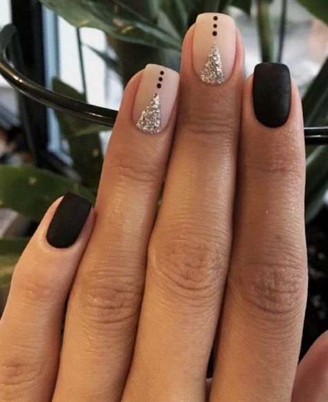 Black And Nude Nails, Gel Manicure Designs, Latest Nail Designs, Coffin Nails Matte, Smink Inspiration, Manicures Designs, Pedicures, Nail Art Hacks, Matte Nails