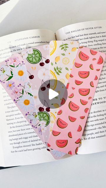 Tabitha Cortney on Instagram: "I’ve made a bunch of different bookmark designs over the last year 🍓🌸 they are my favorite thing to make and it’s such a cozy craft. I have full drawing and creating tutorials on my YouTube for anyone who wants to learn how to make them! 🌿🍒   #handmade #bookmark #bookmarks #handmandbookmark #crafting #cozycrafts #handmadewithlove #stationeryaddict #stationeryshop #artoftheday #handmandewithlove #stationerybusiness #cozyaestetic #cutestationery #booktok #booklover #diycrafts #diybookmark #bookstagram #bookaddict #booklovers #craftideas #cozycommunity" How To Make A Bookmark, Book Marks Design Ideas, Book Mark Ideas, Full Drawing, Bookmark Designs, Handmade Bookmarks Diy, Thing To Make, Bookmark Craft, Cute Bookmarks