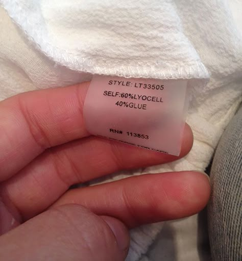 50 Of The Funniest Clothing Tags Ever Lables Idea, Clothing Labels Design, Why Bother, Wash Label, When Was The Last Time, Warning Labels, Fabric Labels, Shirt Print Design, Funny Outfits